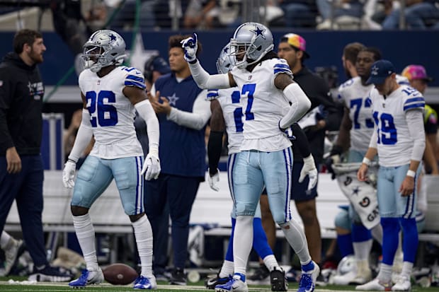 Dallas Cowboys cornerbacks DaRon Bland and Trevon Diggs during a game against the Washington Commanders.