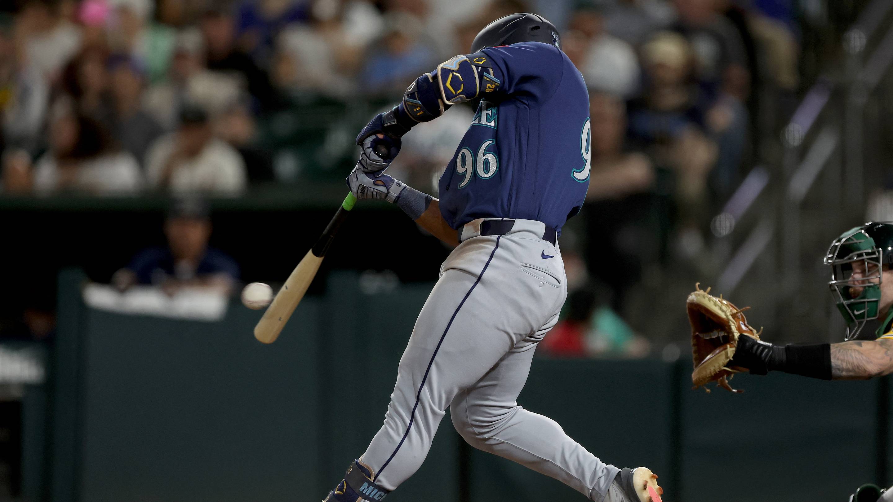 Mariners' Michael Arroyo Checks Off Several MLB Firsts in Big Day at Plate