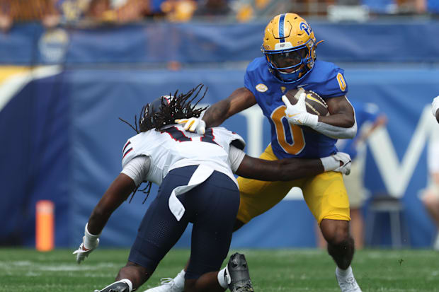 Pittsburgh Panthers running back Desmond Reid