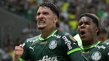 Piquerez treinou normalmente e deve retornar ao time titular do Verdão