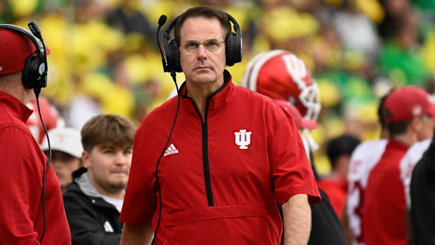 College football rankings: AP top 25 teams moving up, down in Week 8