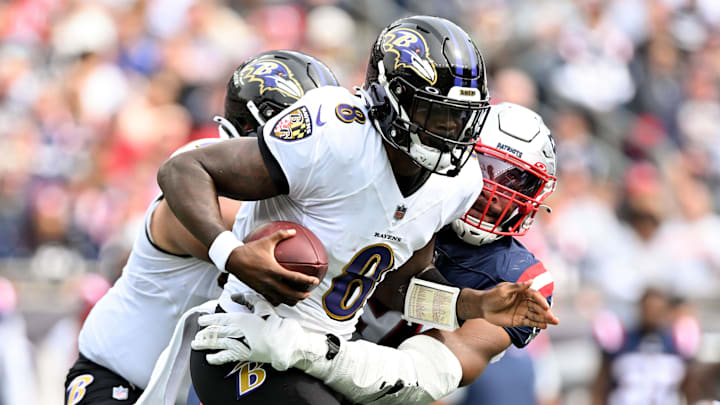 Lamar Jackson and the Ravens will welcome the Patriots to Baltimore on Sunday night.