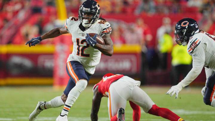 Velus Jones Jr. cuts and heads upfield on a run against the Chiefs in Thursday's 34-21 Bears victory.