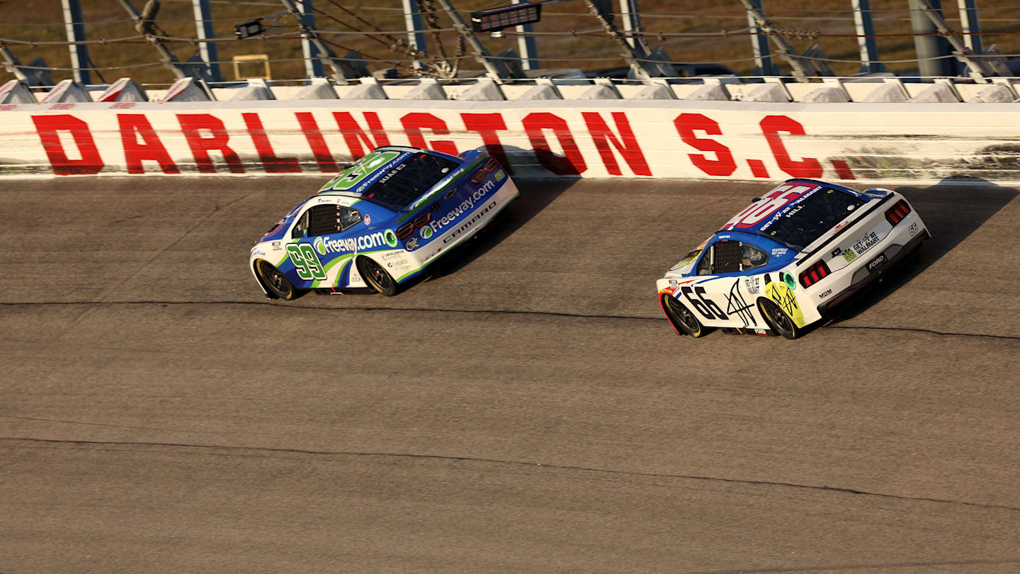 NASCAR 车队突然需要一名新车手参加 2025 年 Daytona 500