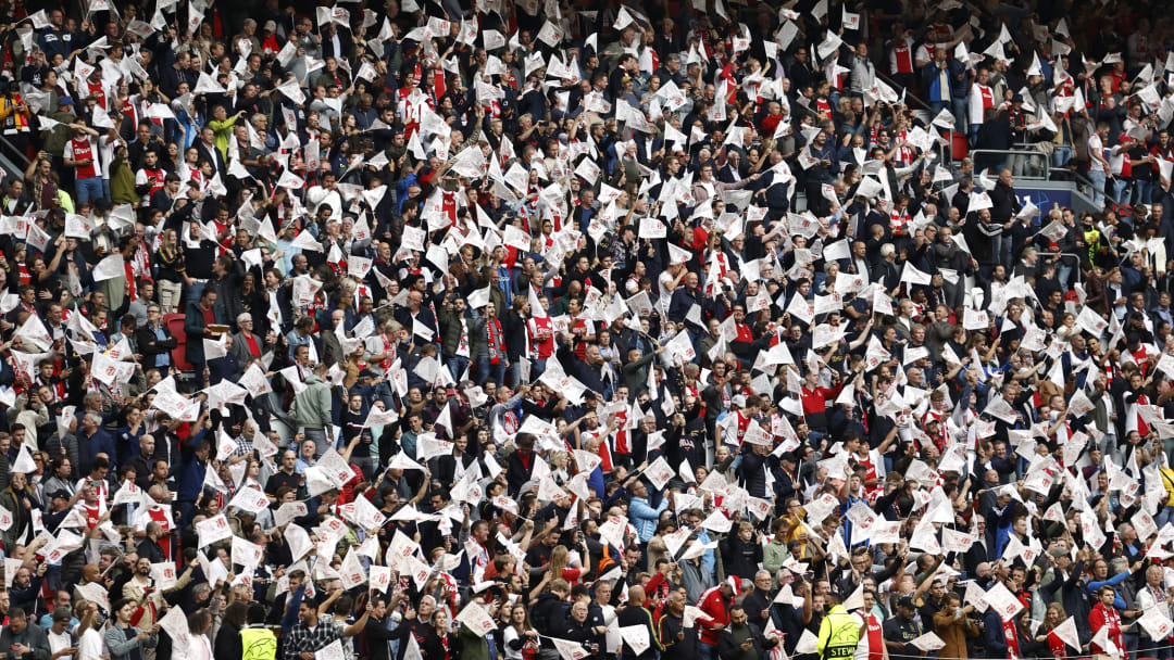 Beşiktaş taraftarları Beşiktaş taraftarları