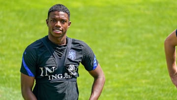 Tyrell Malacia thể hiện tình yêu với United