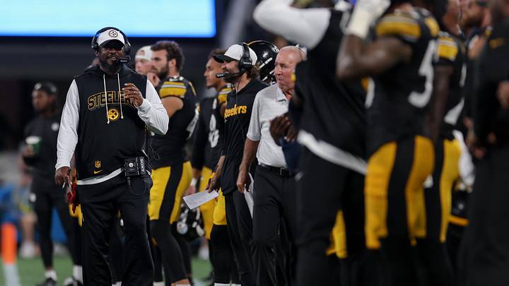 Aug 21, 2025; Charlotte, North Carolina, USA;  Pittsburgh Steelers head coach Mike Tomlin during the 3rd quarter against the Carolina Panthers at Bank of America Stadium. Mandatory Credit: Allison Lawhon-Imagn Images