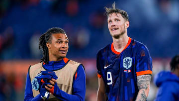 Nathan Ake ve Wout Weghorst