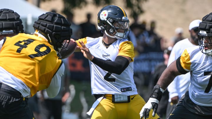 Jul 27, 2024; Latrobe, PA, USA; Pittsburgh Steelers quarterback Justin Fields participates in drills during training camp at Saint Vincent College. Mandatory Credit: Barry Reeger-USA TODAY Sports