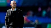 Após semanas de rumores, Manchester United confirma Erik ten Hag, ex-Ajax, como seu novo treinador. 