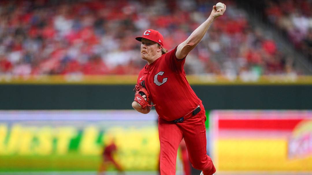 Sep 5, 2026; Cincinnati, Ohio, USA;  Cincinnati Reds starting pitcher Andrew Abbott (41) throws against the Milwaukee Brewers during the first inning at Great American Ball Park.  Mandatory Credit: Tanner Pearson-Imagn Images