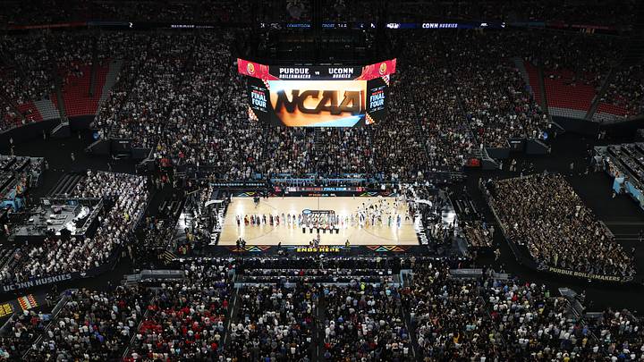 Purdue v Connecticut