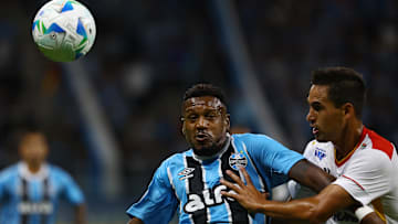 Edenilson é titular do time gaúcho