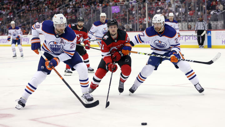 Edmonton Oilers v New Jersey Devils