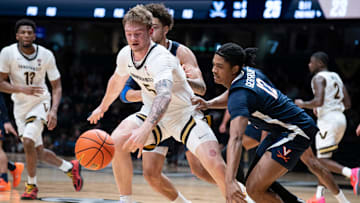 Vanderbilt forward Tyler Nickel (5) 
