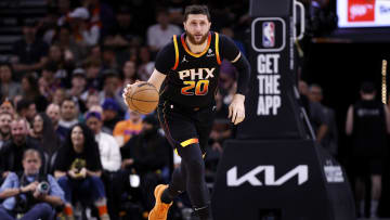 Cleveland Cavaliers v Phoenix Suns