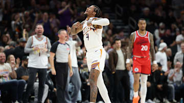 Los Angeles Clippers v Phoenix Suns