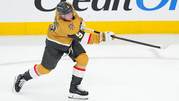 Hockey player in gold unifor