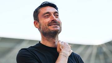 Albert Riera sorgte während seiner Amtszeit in Frankfurt immer wieder für Aufsehen Albert Riera sorgte während seiner Amtszeit in Frankfurt immer wieder für Aufsehen
