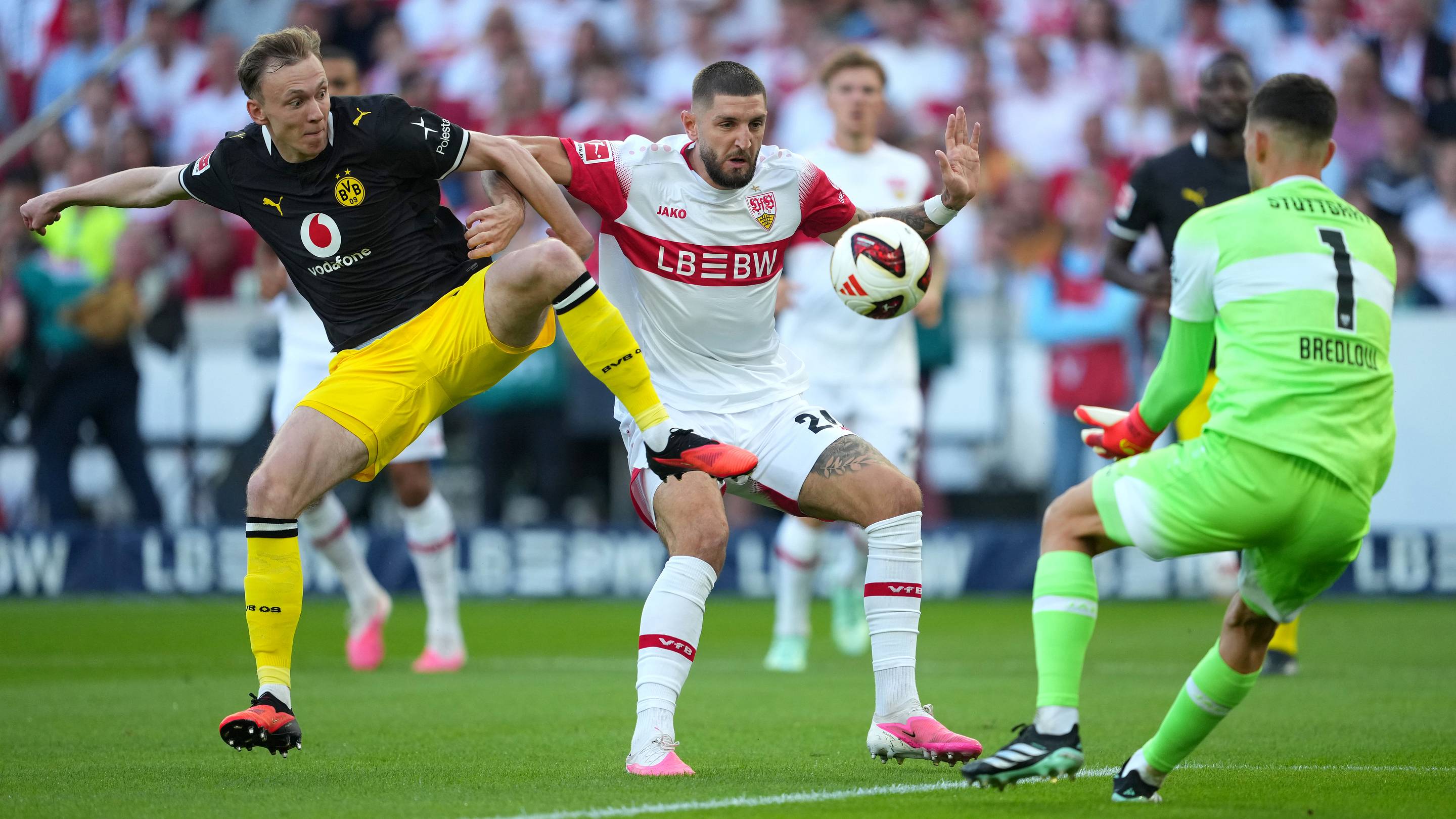 15 key stats from Borussia Dortmund’s 1-0 win over Stuttgart