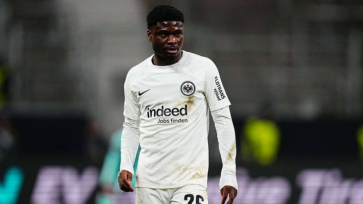 Éric Junior Dina Ebimbe ist ein Verkaufskandidat bei der Eintracht Éric Junior Dina Ebimbe ist ein Verkaufskandidat bei der Eintracht
