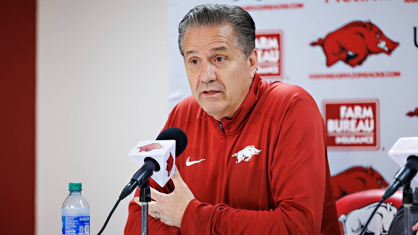 John Calipari's former Kentucky players abandon him in favor of home - Vimarsana News