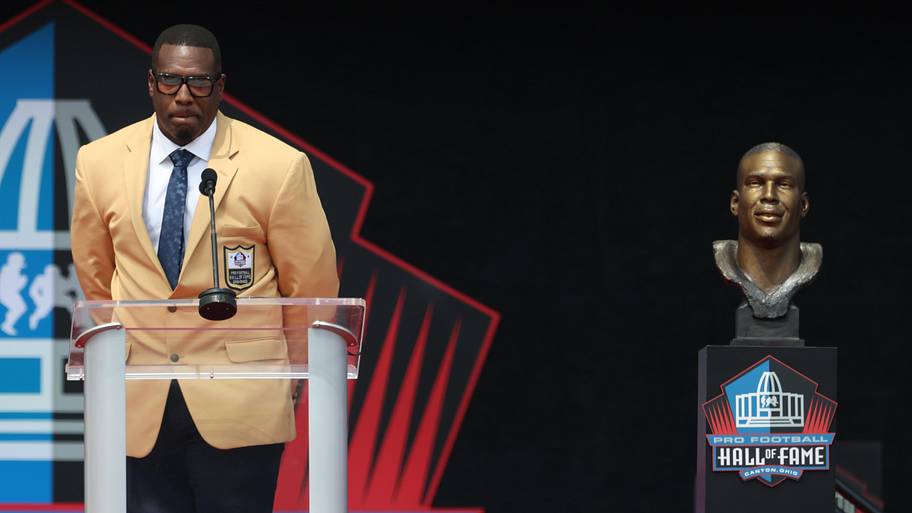 Pro Football Hall of Fame-Class of 2025 enshrinee Antonio Gates gives his acceptance speech during ceremonies.
