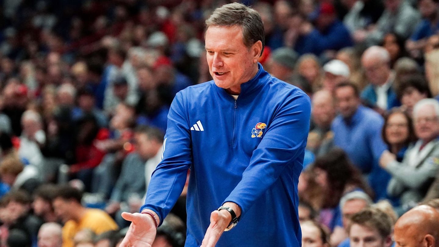 No. 19 Kansas Basketball Faces Fort Hays State in Final Exhibition