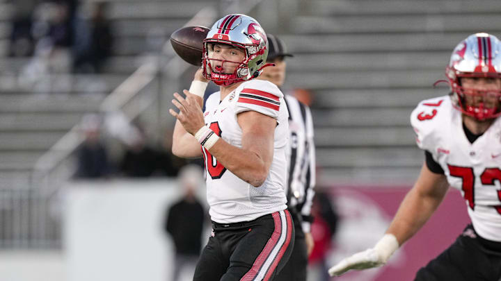 Dec 18, 2023; Charlotte, NC, USA; Western Kentucky Hilltoppers quarterback Caden Veltkamp (10) throws against the Old Dominion Monarchs during the second half at Charlotte 49ers' Jerry Richardson Stadium. Mandatory Credit: Jim Dedmon-Imagn Images