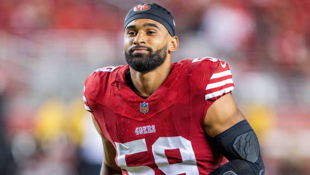 San Francisco 49ers linebacker Curtis Robinson