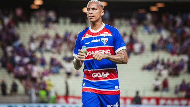 Deyverson, atacante do Fortaleza em 2025