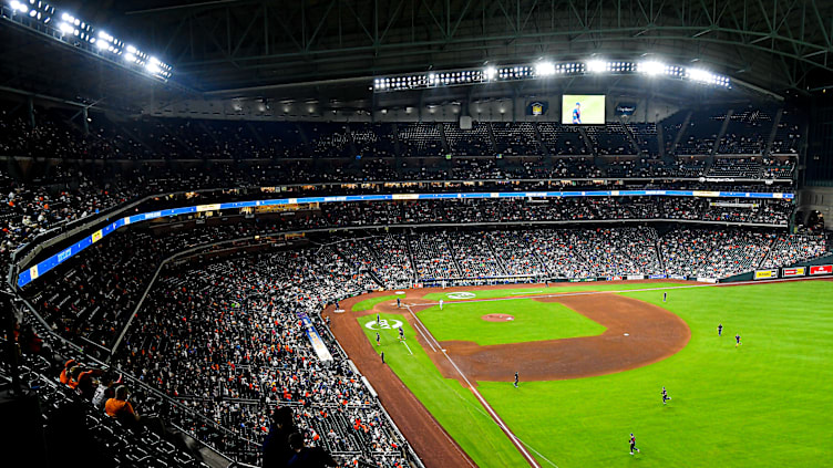 Toronto Blue Jays v Houston Astros