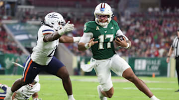 Byrum Brown runs for a touchdown in the first half as USF rolled to a decisive win over UTSA
