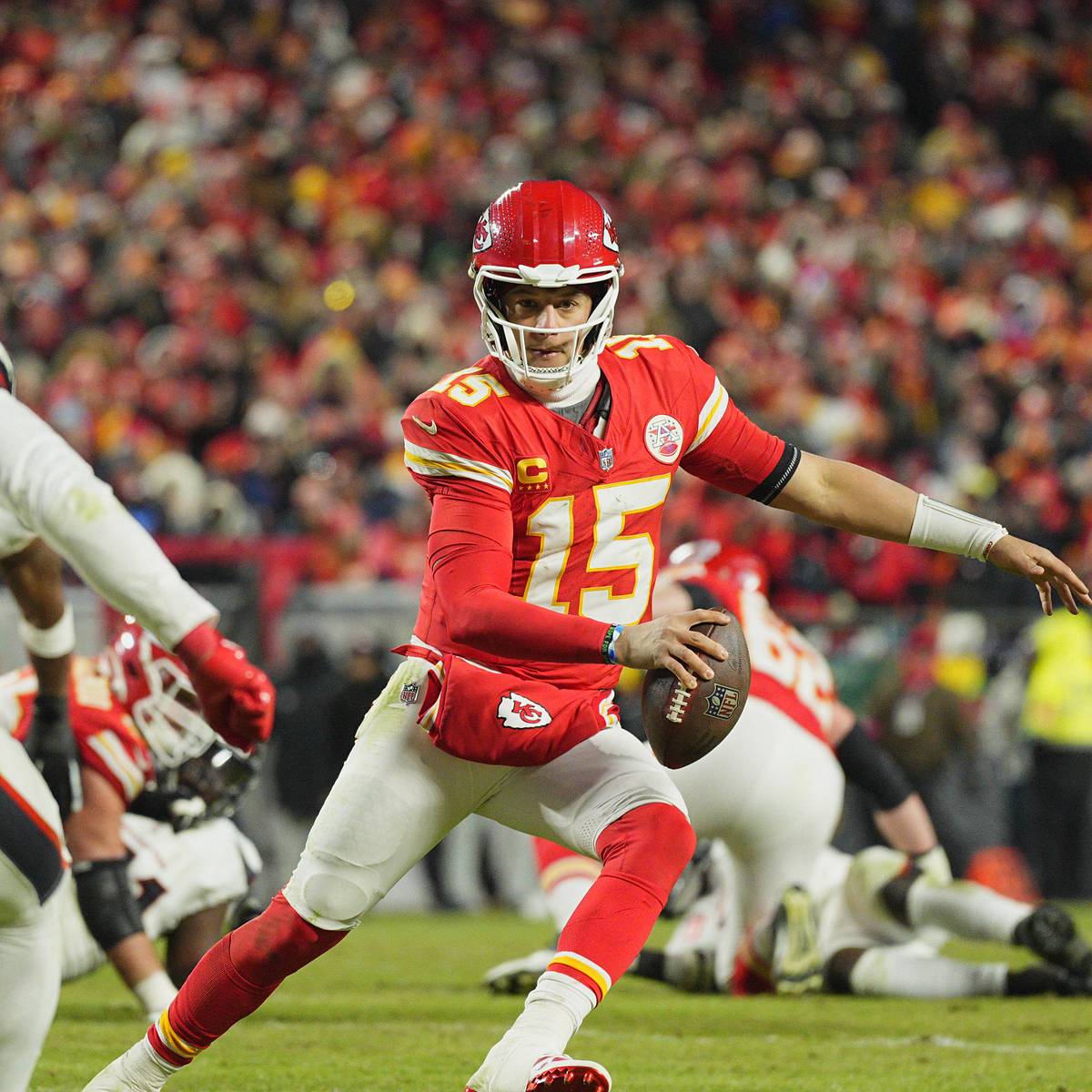 Image for NFL Week 14 Schedule 2025: Full List of Games, Times & TV Info