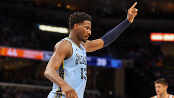 Phoenix Suns v Memphis Grizzlies