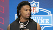 Rookie wide receiver Isaiah Bond announced that he is signing with the Cleveland Browns.