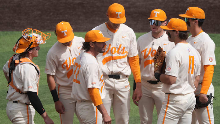 Tennessee baseball coach Tony Vitello talks to his team at the mound during game 3 of the NCAA baseball game series against Auburn on May 4, 2025, in Knoxville, Tenn. Tennessee baseball coach Tony Vitello talks to his team at the mound during game 3 of the NCAA baseball game series against Auburn on May 4, 2025, in Knoxville, Tenn.
