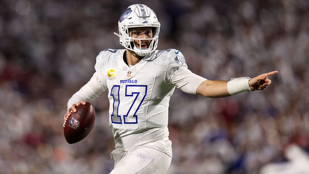 New England Patriots v Buffalo Bills - NFL 2025