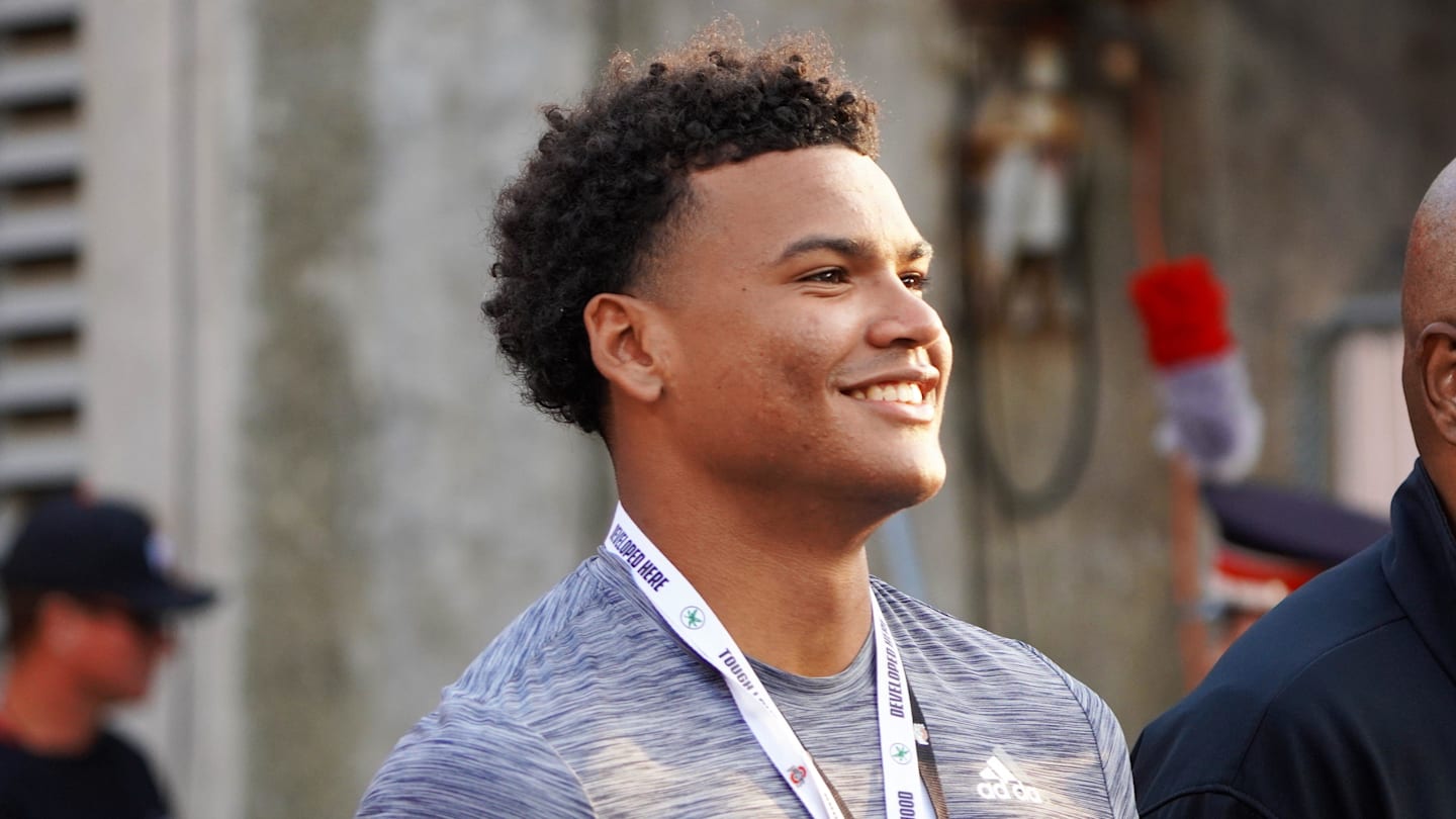 247Sports 將阿拉巴馬州 DL Keon Keeley 列為最令人失望的五星級之一