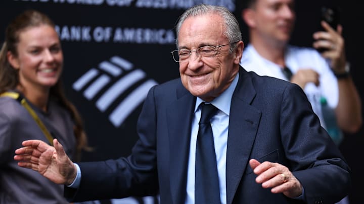 Florentino Perez voit deux fédérations se battre pour un jeune du centre de formation madrilène. Florentino Perez voit deux fédérations se battre pour un jeune du centre de formation madrilène.
