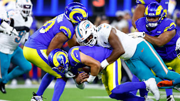 Miami Dolphins v Los Angeles Rams