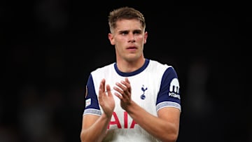 A Tottenham star could have taken the chance to join Manchester United if the opportunity had arisen, or at least that’s what a pundit suggested.