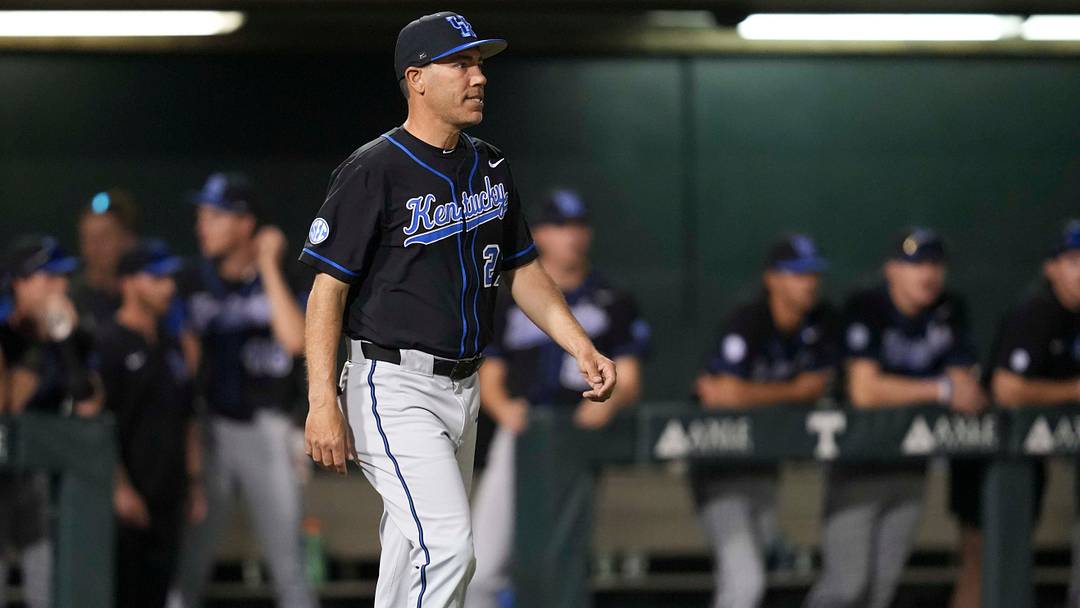 Kentucky baseball head coach Nick Mingione walks to the pitchers mound during a NCAA baseball game between Tennessee and Kentucky at Lindsey Nelson Stadium in Knoxville, Tenn., on April 18, 2025. Kentucky baseball head coach Nick Mingione walks to the pitchers mound during a NCAA baseball game between Tennessee and Kentucky at Lindsey Nelson Stadium in Knoxville, Tenn., on April 18, 2025.