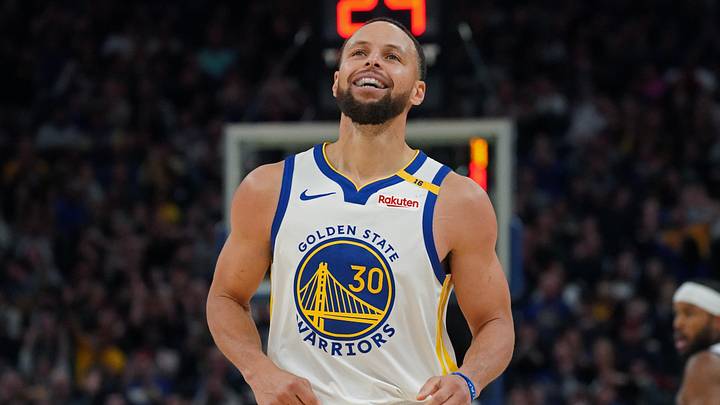 Steph Curry Makes NBA History vs Detroit Pistons