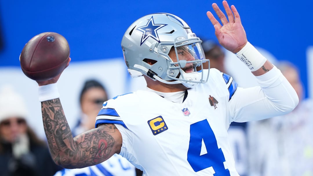 Dallas Cowboys quarterback Dak Prescott warms up before the game against the New York Giants.