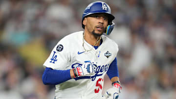 Los Angeles Dodgers shortstop Mookie Betts will bat third in World Series Game 5 vs. the Blue Jays