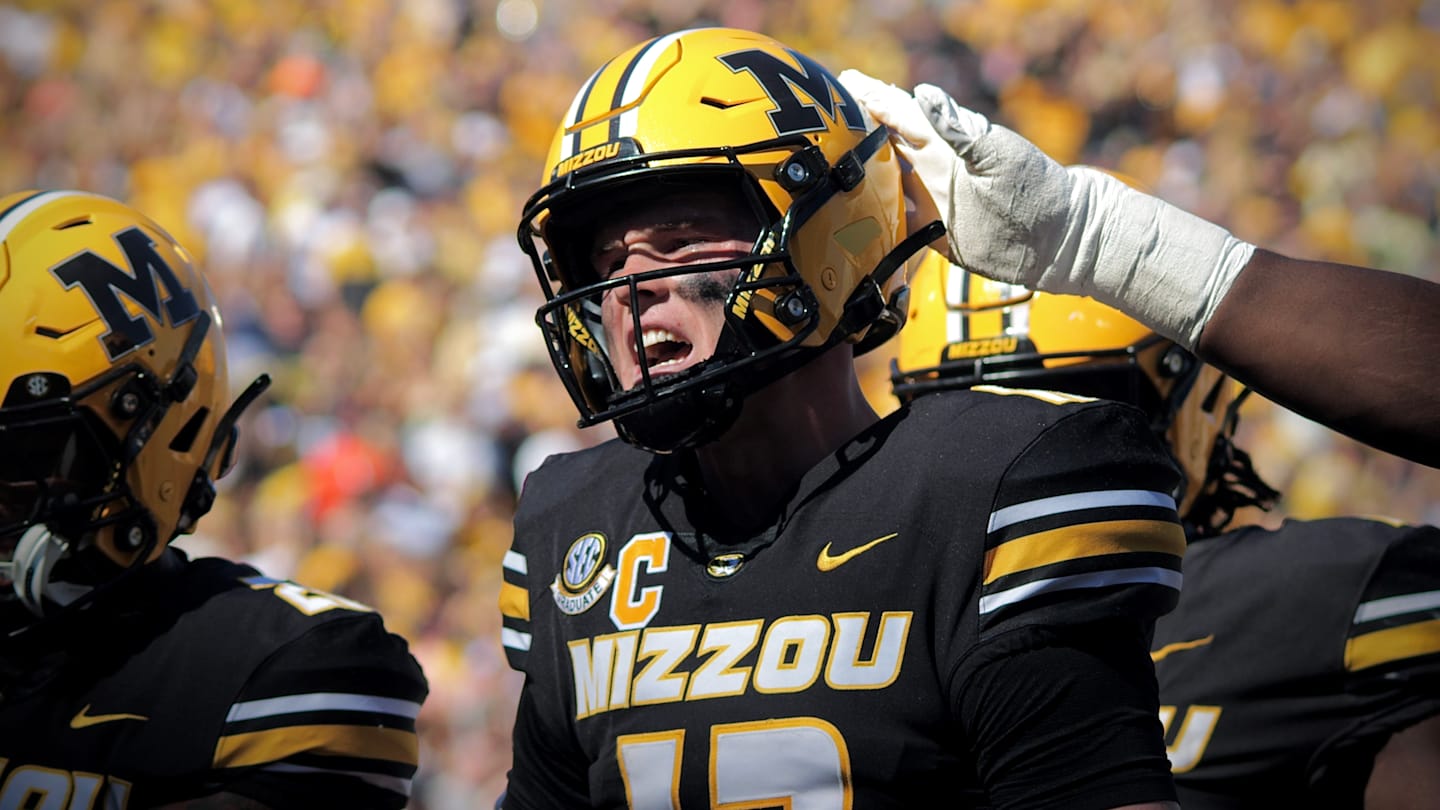 Hospital Trip Can't Keep Brady Cook From Leading Mizzou Past Auburn