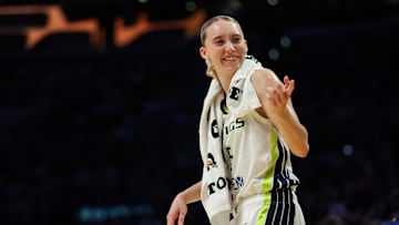 Dallas Wings v Los Angeles Sparks