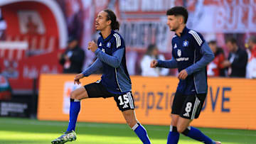 Yussuf Poulsen (l.) und Daniel Elfadli werden dem HSV gegen Stuttgart noch fehlen