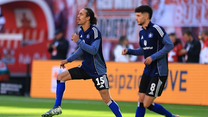 Yussuf Poulsen (l.) und Daniel Elfadli werden dem HSV gegen Stuttgart noch fehlen